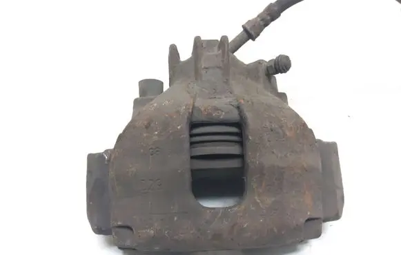 Volvo V70 Front brake caliper 9209722