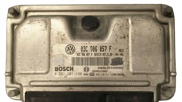 Skoda Fabia Mk2 (5J) Engine control unit/module 03C906057F