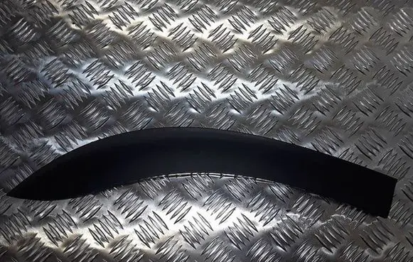Rear door trim (molding)