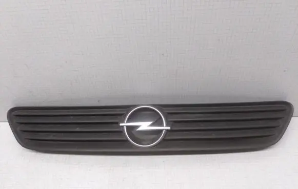 Opel Astra G Front bumper upper radiator grill 90588120