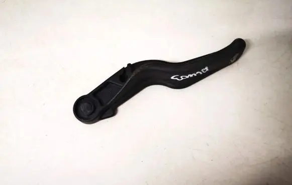 Opel Astra G Engine bonnet (hood) release handle