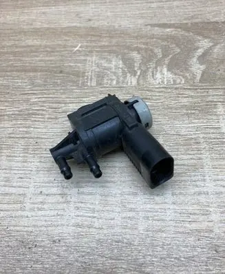 Seat Toledo II (1M) Turbo solenoid valve 1J0906283C