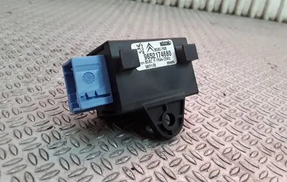 Peugeot 407 Other relay 9652174680