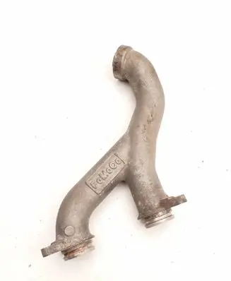 Land Rover Range Rover L322 Coolant pipe/hose 9W83-8A520-AB