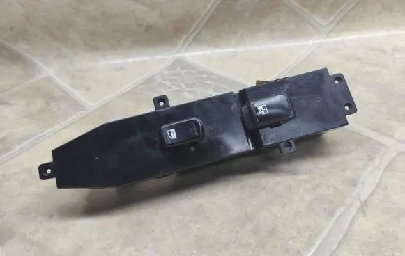 Hyundai ix 55 Electric window control switch 935753J1006T 365510