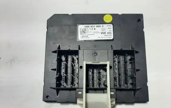 Volkswagen Golf VII Central body control module 5Q0937086S