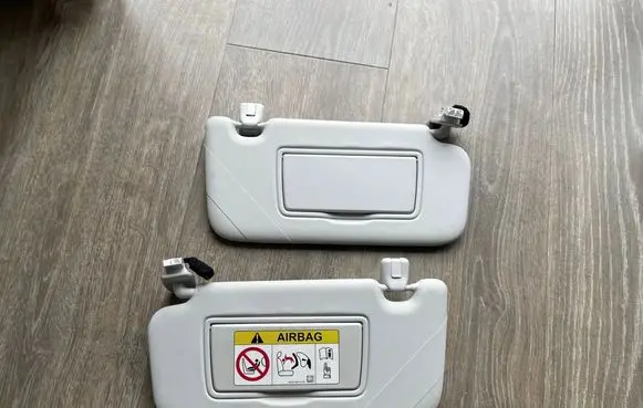 Ford Focus Sun visor J01H