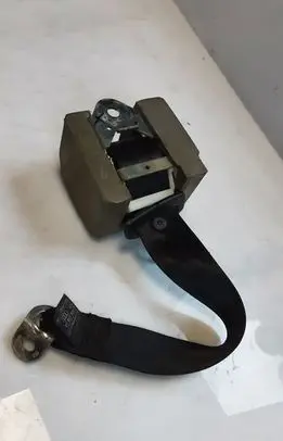 Audi A3 S3 A3 Sportback 8P Rear seatbelt 8P3857805B 33040488
