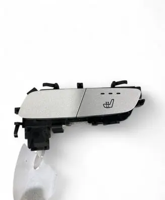 Mercedes-Benz C W205 Seat heating switch A2139057502
