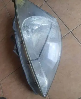 Ford Focus Headlight/headlamp XS4X13B181AH