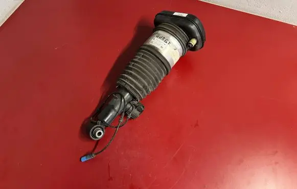 BMW X7 G07 Air suspension rear shock absorber 6869039 75686903904 78315615