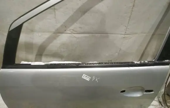 Mercedes-Benz A W168 Front door glass trim molding 
