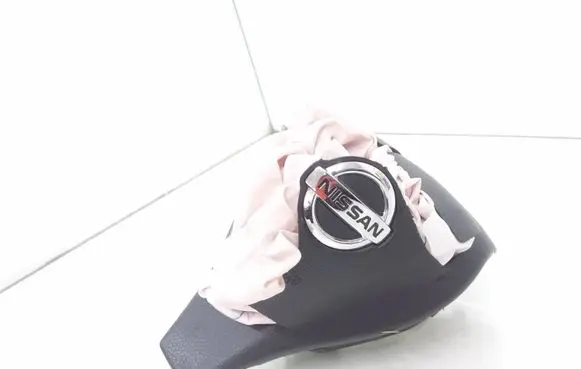Nissan Pulsar Steering wheel airbag 985103ZL0A 34178117A VM3L162120084