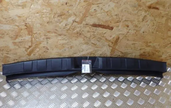 Subaru Forester SH Trunk/boot sill cover protection 94026SC000