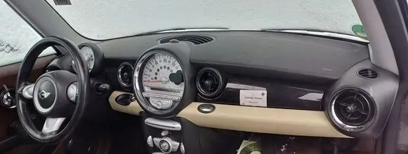 Mini One - Cooper Clubman R55 Dashboard glove box trim 