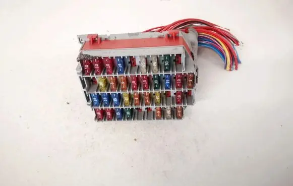 Volvo V70 Fuse box set 9162439