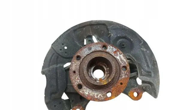 Peugeot 3008 II Front wheel hub spindle knuckle