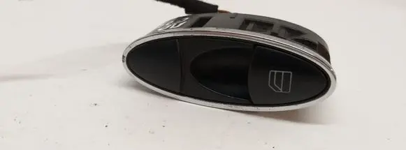 Mercedes-Benz E W211 Electric window control switch A2118219958