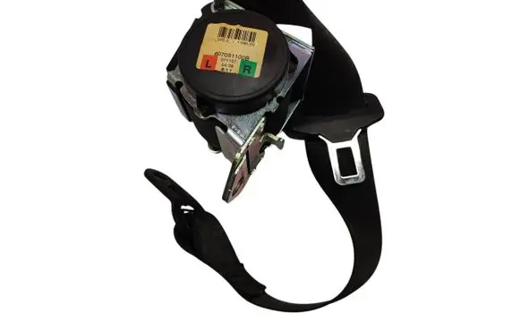 BMW 1 E81 E87 Rear seatbelt 607051100B 071107 9139832