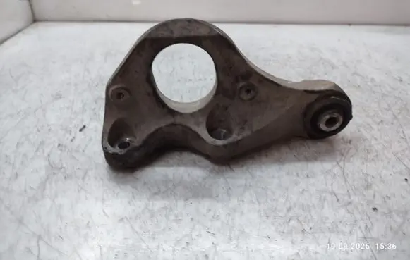 Volvo S90, V90 Driveshaft support bearing bracket 31401993