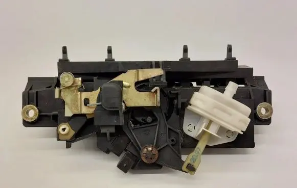 Audi A3 S3 8L Tailgate/trunk/boot lock/catch/latch