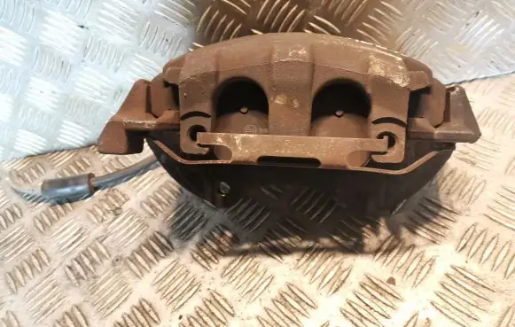 Mercedes-Benz R W251 Front brake caliper