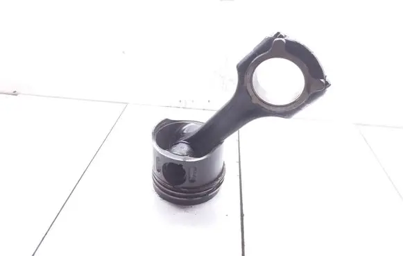 Mercedes-Benz Sprinter W906 Piston 8854A