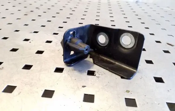 Opel Astra J Headlight/headlamp mounting bracket 13256260