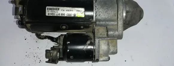 Audi A4 S4 B5 8D Starter motor 068911024E