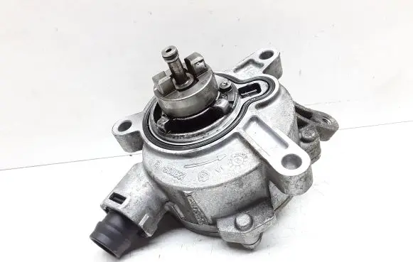 Volvo V70 Vacuum pump 31219463