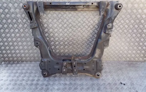 Nissan Leaf I (ZE0) Front subframe