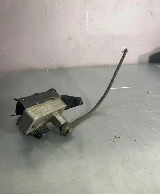 Audi 80 90 S2 B4 Air pressure sensor 0281002018