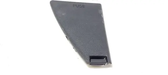 KIA Soul Fuse box cover 2K84765930