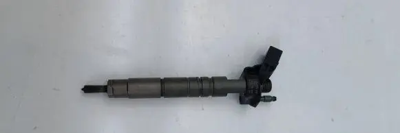 Mercedes-Benz CLS C218 X218 Fuel injector A6420701187 0445116