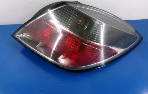 Rear/tail lights