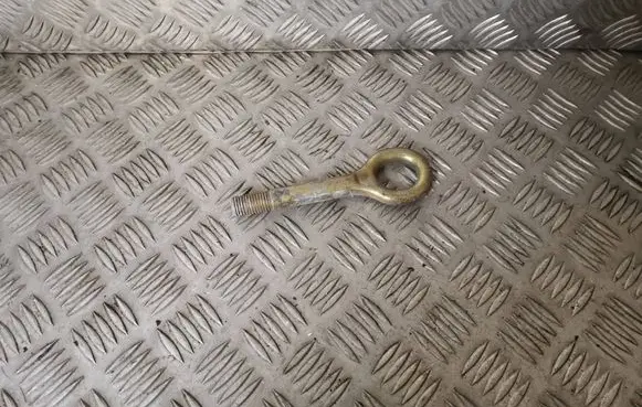Seat Leon (1P) Towing hook eye 