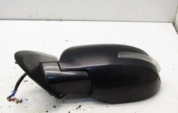 Mitsubishi Outlander Front door electric wing mirror 110329