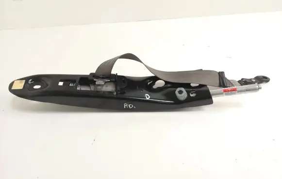 Volvo XC90 Front seatbelt 30661915
