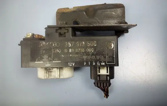 Ford Galaxy Coolant fan relay 357919506 898718000
