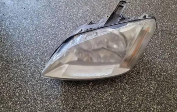 Ford Focus C-MAX Headlight/headlamp