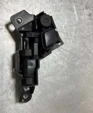 BMW 5 F10 F11 Armrest lock 1600086