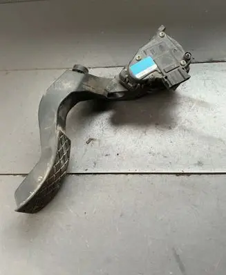 Audi A6 S6 C5 4B Accelerator throttle pedal 6PV00837602 8D1723523M