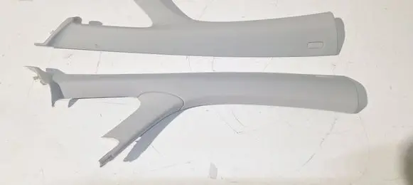 Volkswagen Golf Plus (A) pillar trim 5M0867231 5M0867232