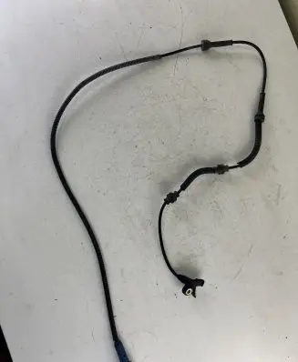 Citroen C5 ABS brake wheel speed sensor 9641309380