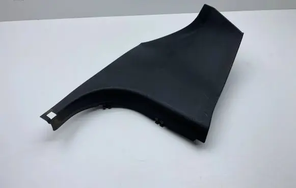 Foot area side trim