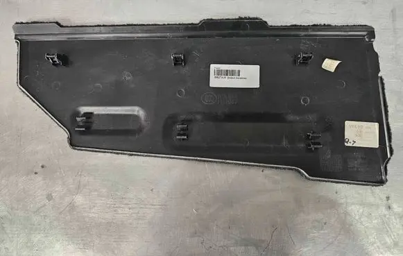 Other center console (tunnel) element
