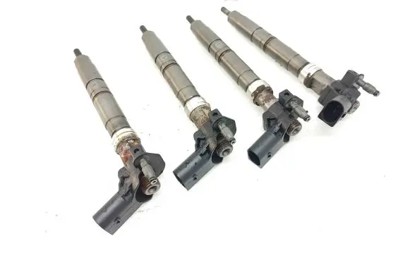 Fuel injectors set