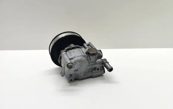 BMW 5 E60 E61 Power steering pump 7002622 700262201 32427002622