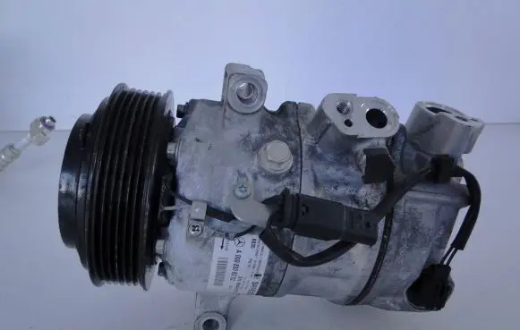 Mercedes-Benz A W177 Air conditioning (A/C) compressor (pump) A0008306202