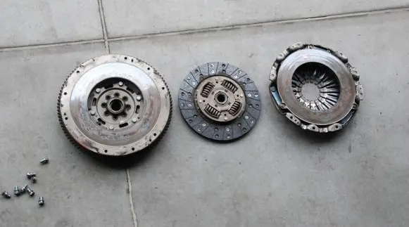 Nissan Navara D40 Clutch set kit 2008R